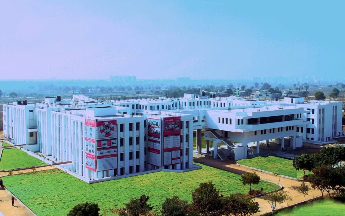 Vivekananda Global University campus view 2