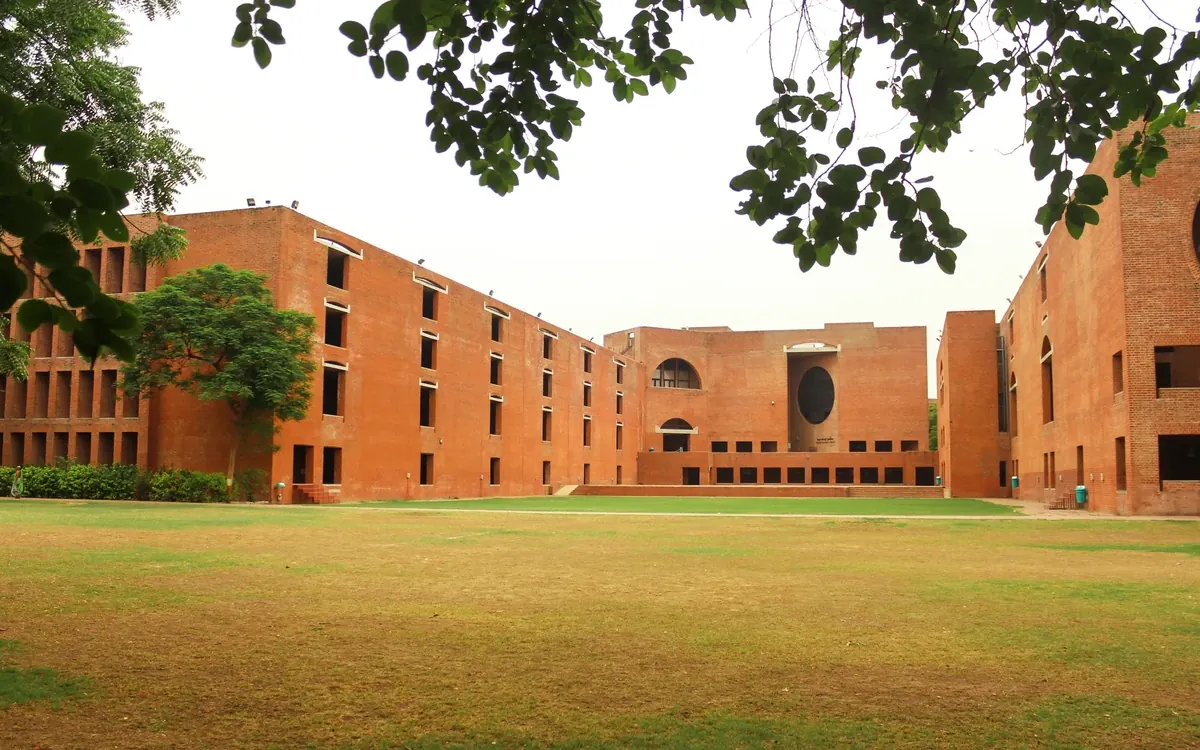 Indian Institute of Management Ahmedabad campus building